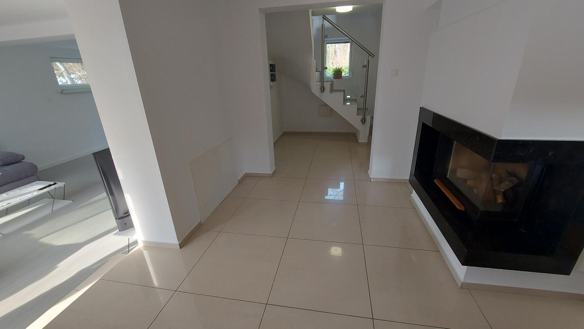 Dom Na Cervenej Vezi Banka Exterior foto